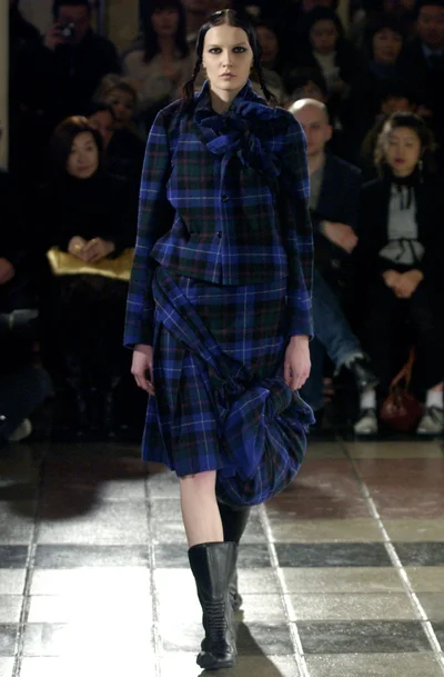 Look 3
